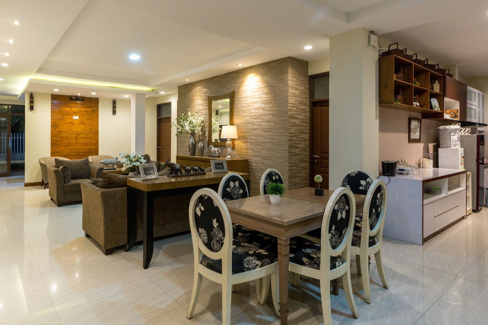 Jayagiri Guesthouse By Belgareti Lembang Kültér fotó